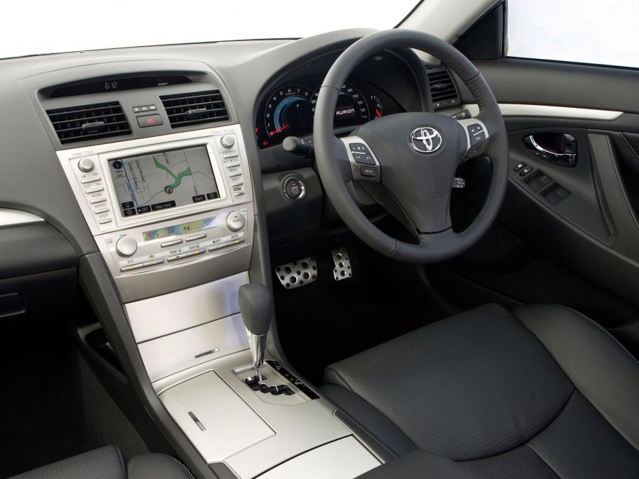 Интерьер Toyota Aurion V6 Sportivo (XV40) 2006 года  (фото 7 из 13)